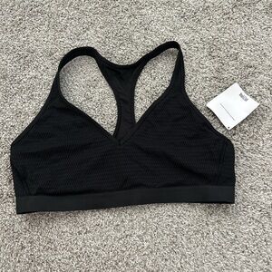 Victoria’s Secret Sports Women’s Black Racerback Sports Bra